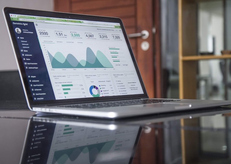 Comment les PME gagnent 10h par semaine grâce à l'automatisation IA